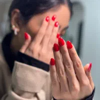 ژلیش و لمینت و کاشت  و تمام خدمات  مژه تخفیف ویژه