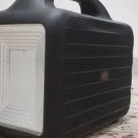 اسپیکر خورشیدی