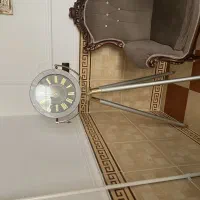 ساعت ایستاده