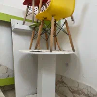 میز گرد و ۴عدد صندلی