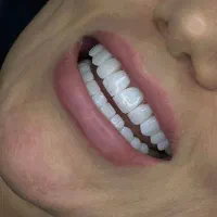 منشی و دستیار دندانپزشکی