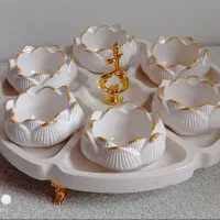 اردوخوری همراه با پیاله ی گل رز