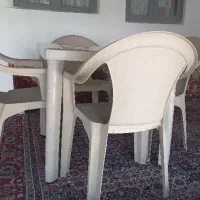 میز و صندلی