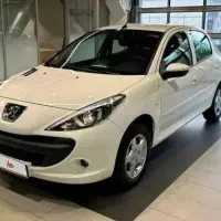 فروش یک دستگاه تیوتری رنگ سفید مدل ۱۴۰۵