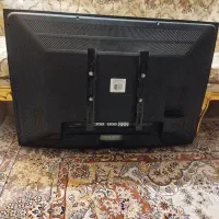 تلویزیون ال سی دی سی و دو اینچ سالم