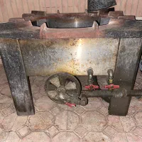 اجاق گازسه شعله روی چدن بدنه استیل بامشعل وسط