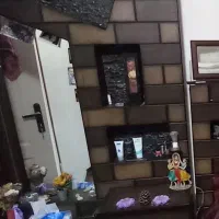 تخت دونفره. آیینه دراور و روتختی