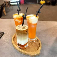 استخدام نیروی خانم برای کافه