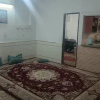 طبقه راه جدا بالای سرداب حیاط دار