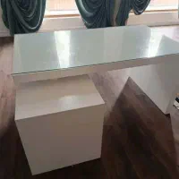 میز مدیریت و کانتر منشی