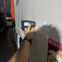 کارشناس تخصصی کامیون ماشین سنگین تشخیص رنگ کشنده