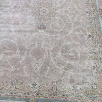 فرش ۹ متری قیطران شکوه نسکافه ای ۱۲۰۰ گل برجسته