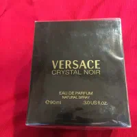 عطر زنانه اصل ورساچه  Versace (crystal noir)