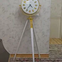 ساعت ایستاده