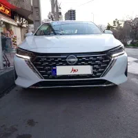 نیسان سیلفی سفید صدفی