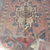 تعدادی گلیم و جاجیم قدیمی