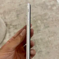 ایفون se 256گیگ