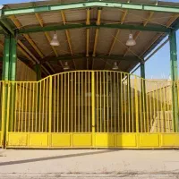 فروش-غرفه-تره-بار-در-میدان-مرکزی