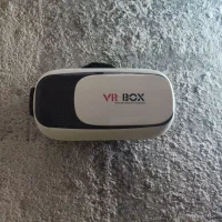 عینک وی ار باکس