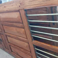 انبار بزرگ درب چوبی قدیمی سنتی