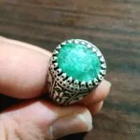 انگشتر نقره نگین زمرد