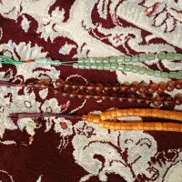 تسبیح سندلوس شاه مقصود کهربا