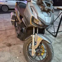 موتور adv150  معاوزه با ماشین یا نقد