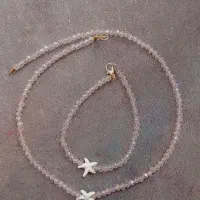 گردنبند و دستبند