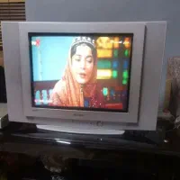 تلویزیون ۲۳ اینچ سامسونک سالم وبدون هیچ ایرادی