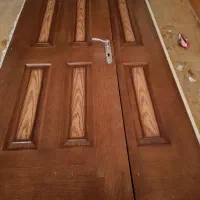 درب چوبی با چهارچوب بدون دستگیره