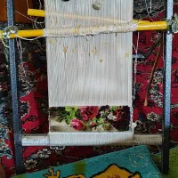 فرش بافی در حد شهر جم