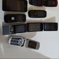 چندمدل گوشی قدیمی نیازبه تعمیرهمه روباهم میدم
