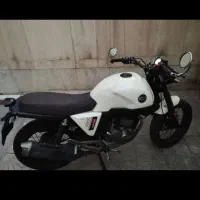 موتور زونتس ۲۳۰ کافه ریس