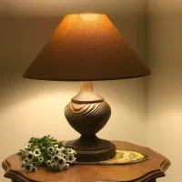 آباژور چوبی دست ساز لوچنتزو طرح برجسته  ( کد ۱۲۱)