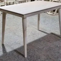 میز مدل کلاسیک