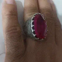 انگشتر توپاز یا همان یاقوت سرخ