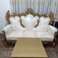مبلمان سلطنتی 7 نفره در حد جهیزیه همراه میزوعسلی