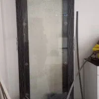 ویترین و درب