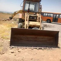 یکدستگاه بیل مکانیکی. بیل بکهو