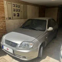 هیوندا ورنا نقره ای