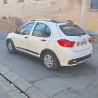 کوئیک R مدل  1401  معاوضه هم دارم