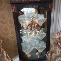 ویترین چوبی منزل ۳ طبقه دار