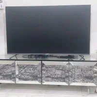 تلوزیون ۶۵ اینچ نیمه سوخته