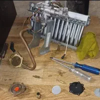 نصاب کابینت ومونتاژ کار، لوله کشی وبرق