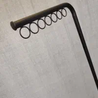 رگال آویز ایستاده عصایی تولید محتوا