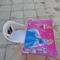 میز و صندلی تحریر کودک در حد نو