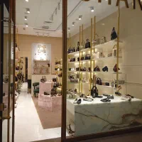 فروشنده نیمه وقت