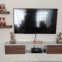زیر تلویزیون دیواری