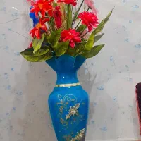 گل وگلدان