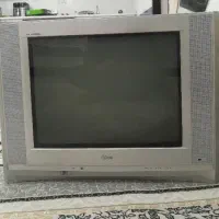 دوعدداینه با تلفزیون بفروش میرسد